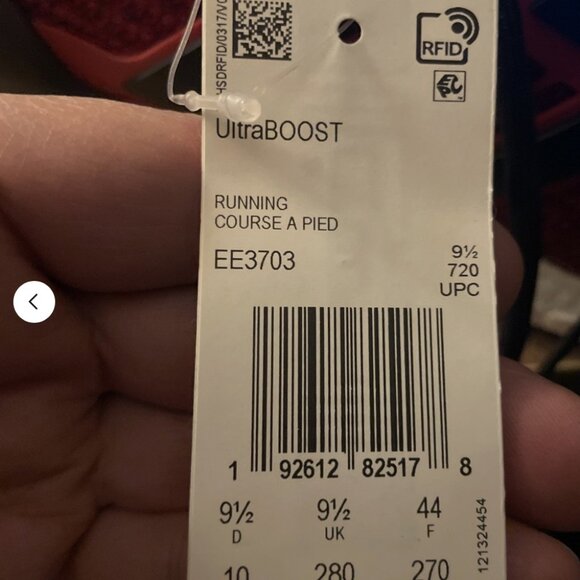 NEW Adidas Ultraboost 4.0 Power Red Core Black Size 10 US 9.5 UK 44 EUR EE3703 main image 5